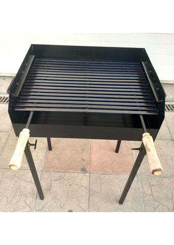 Barbecue with legs