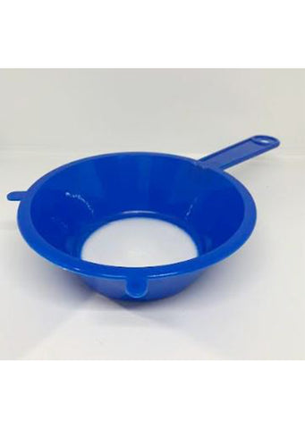 Trioplast - Medium milk strainer blue